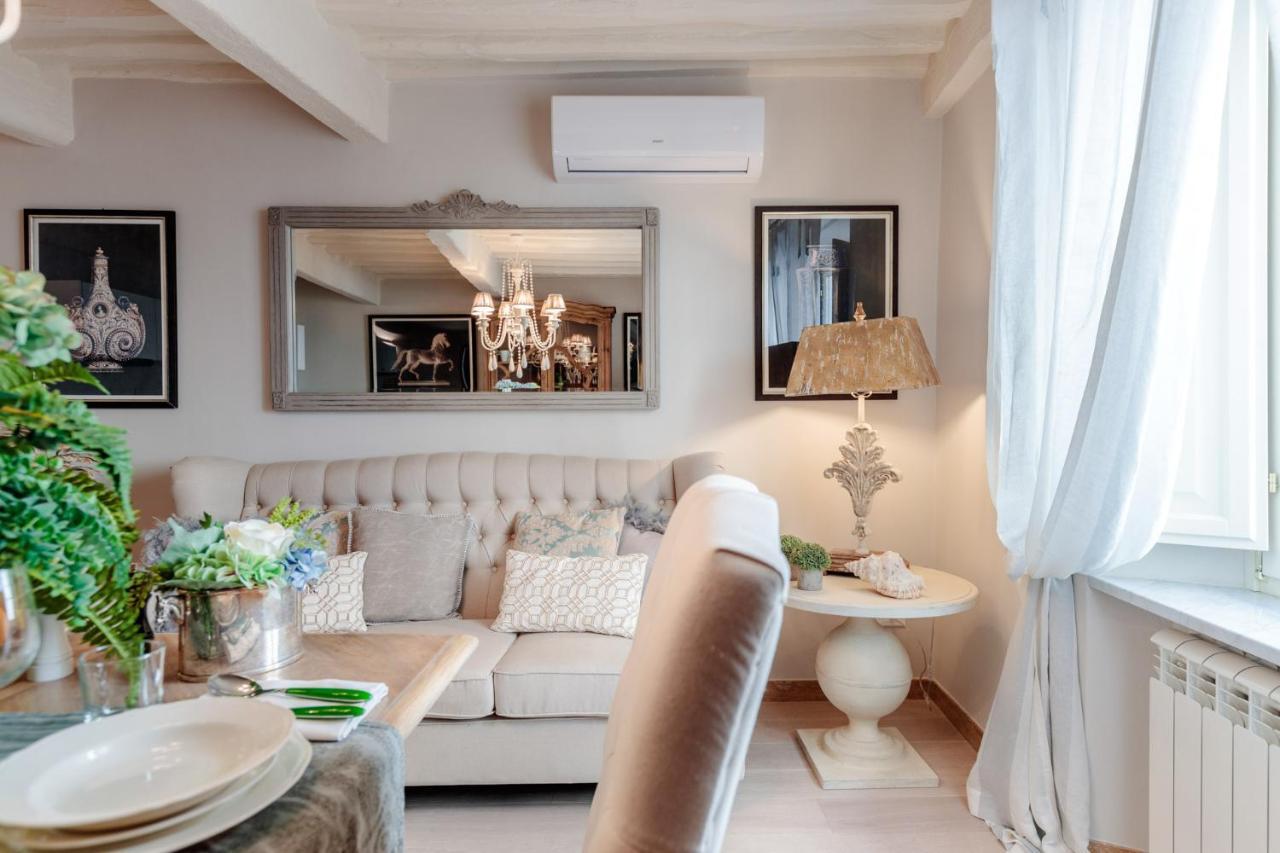 Casa Blanc Apartment Lucca Bagian luar foto